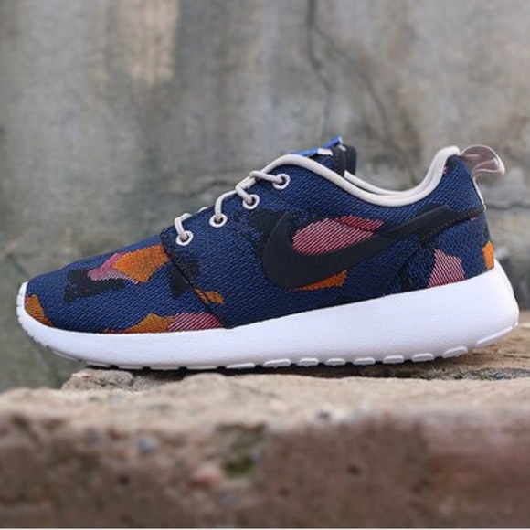 Original Wholesale Nike Roshe One Jacquard Print shoes Original Wholesale Nike Roshe One Jacquard Print shoes